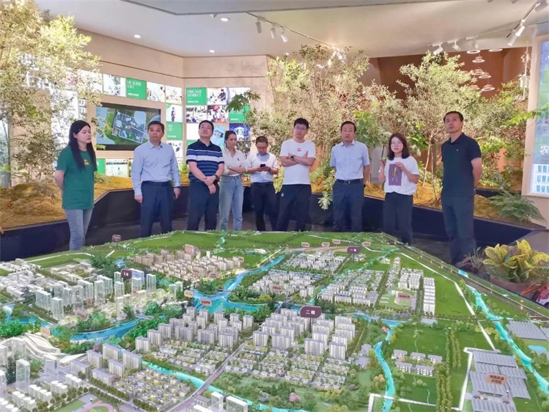 李彪赴浙江考察調研未來社區標桿項目