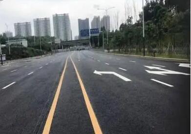 蘇州道路劃線分析，可變車道是什么意思？可變導(dǎo)向車道是可變車道嗎？