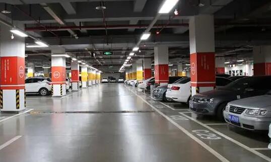 蘇州停車位劃線單位解析，環(huán)氧地坪漆亞光和亮光不同之處，哪種更好？