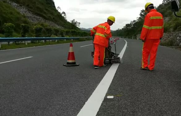 蘇州道路劃線公司施工水平要達(dá)到哪種標(biāo)準(zhǔn)？